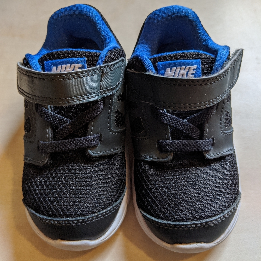 BOGO**Nike Toddler Size 6